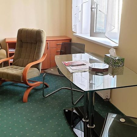 Spa Apartment Raisova كارلوفي فاري المظهر الخارجي الصورة